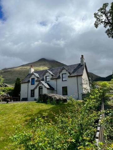 Beautiful Farm House At The Foot Of Ben More. Crianlarich Extérieur photo
